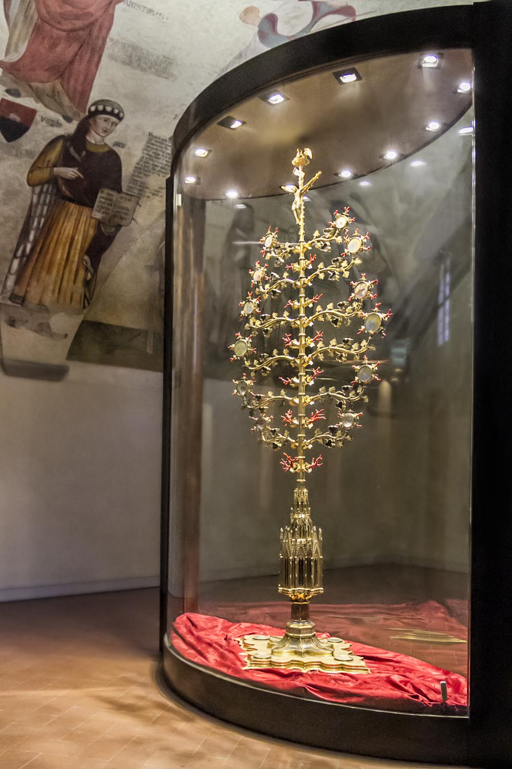 Restauro del reliquiario di Lucignano, giovedì 21 Giani alla present...